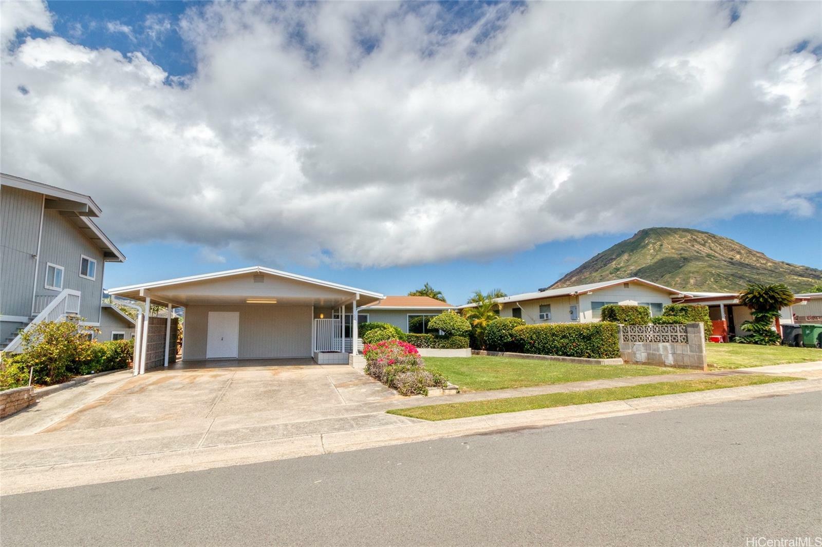 Property Photo:  246 Anapalau Street  HI 96825 