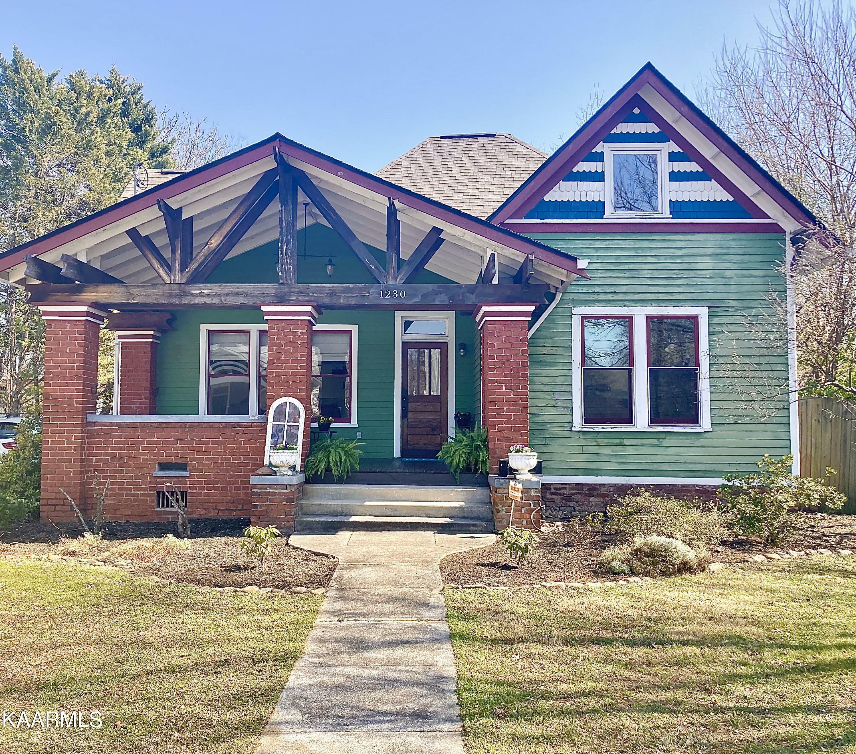 Property Photo:  1230 Armstrong Ave  TN 37917 