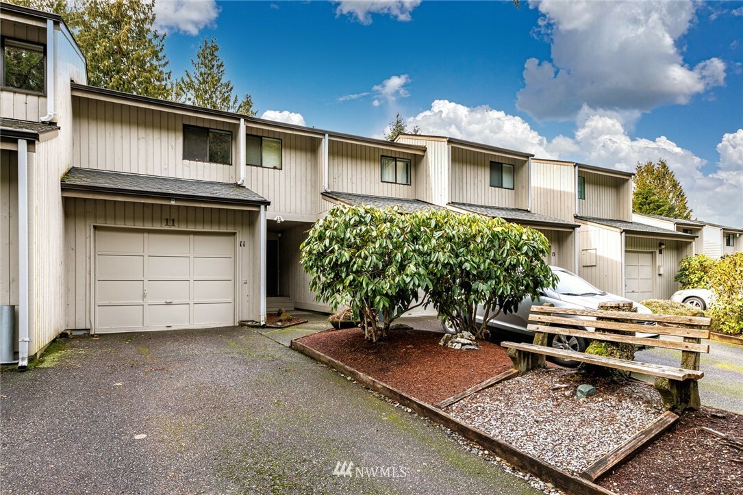 Property Photo:  1 Lake Louise Drive 11  WA 98229 