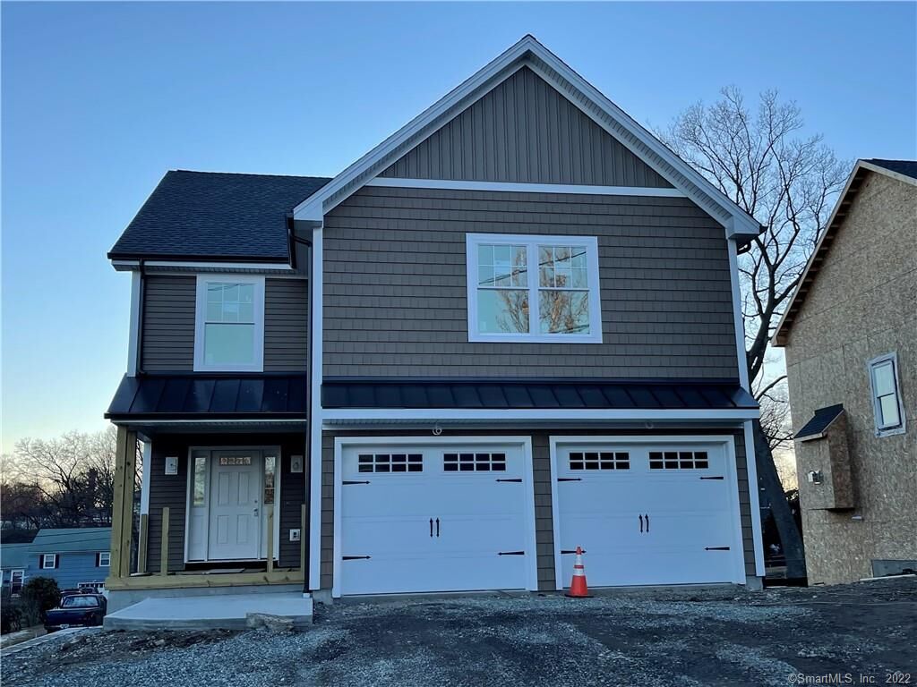 Property Photo: 14 Linwood Street CT 06461