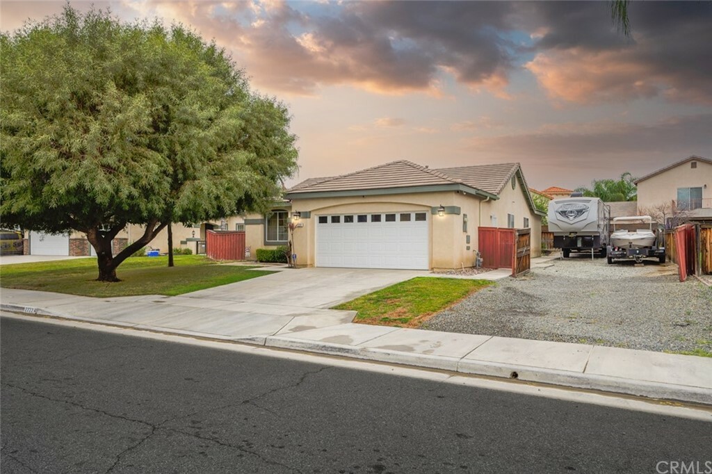 Property Photo:  2222 Versailles Street  CA 92583 