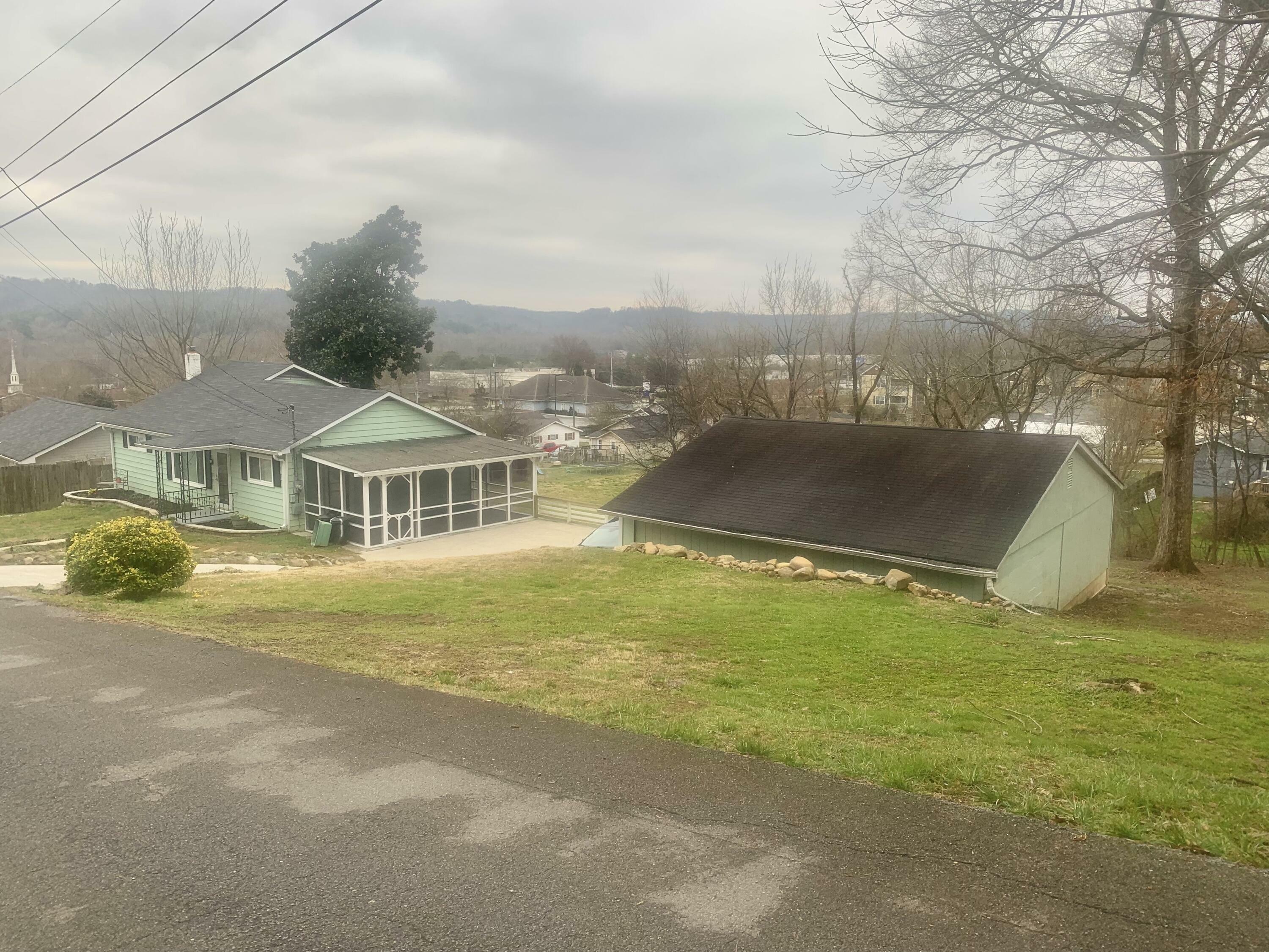 118 Hamilton Ave  Soddy Daisy TN 37379 photo