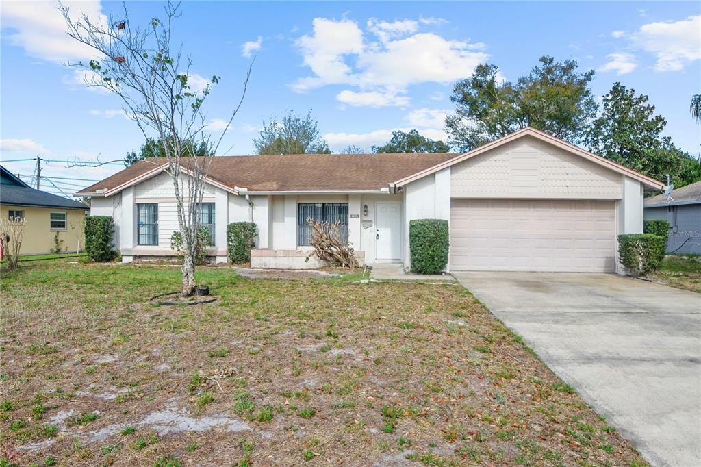 Property Photo:  920 Shenandoah Avenue  FL 32725 