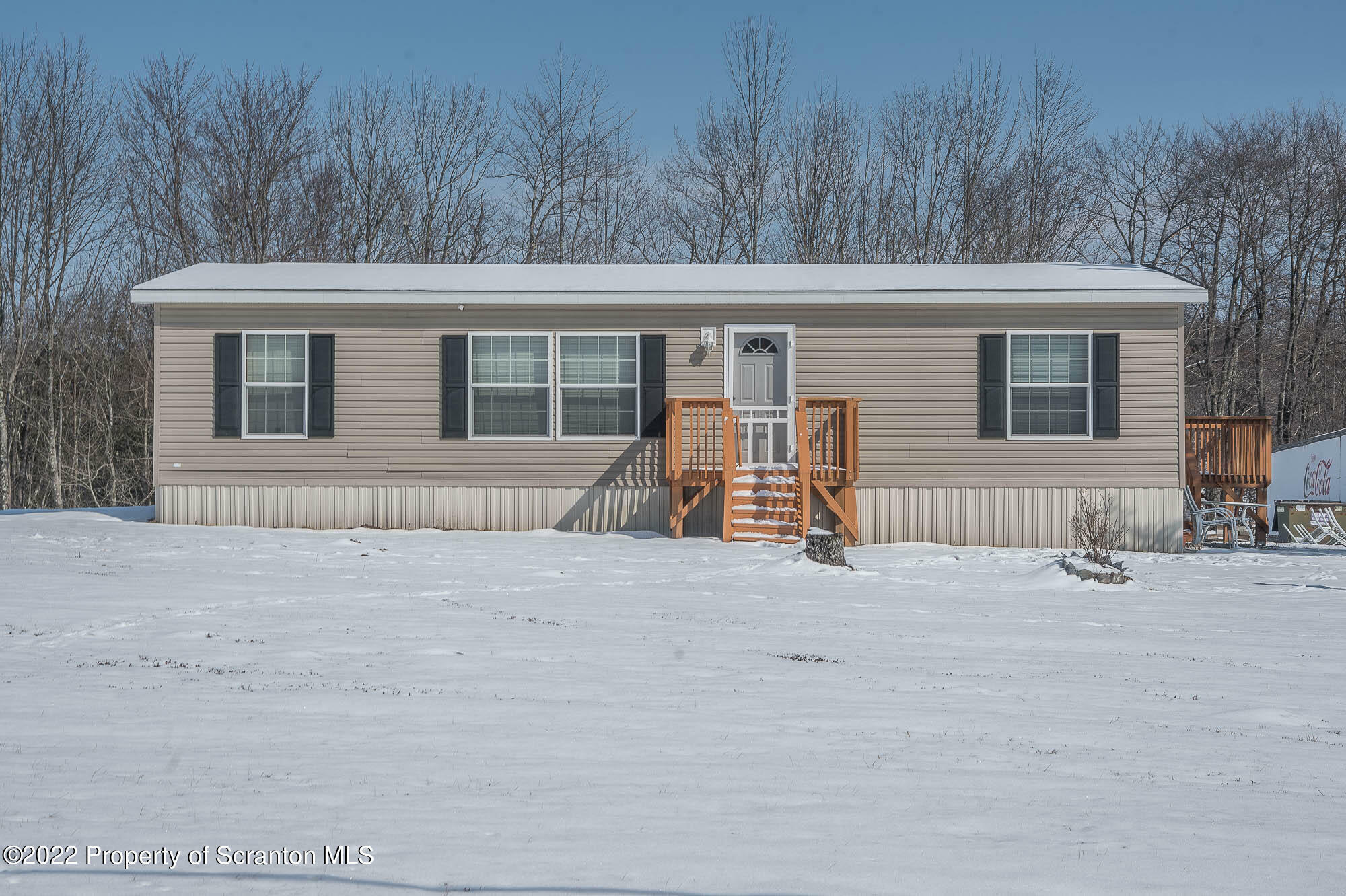 178 Sherwood Drive  Waymart PA 18472 photo