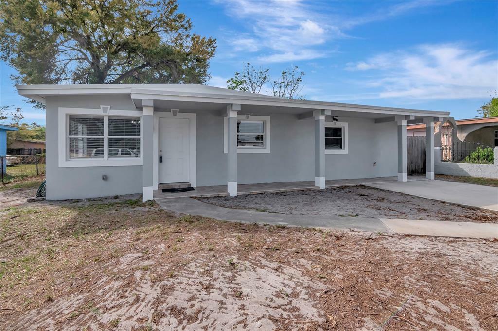 Property Photo:  6204 N Cameron Avenue  FL 33614 