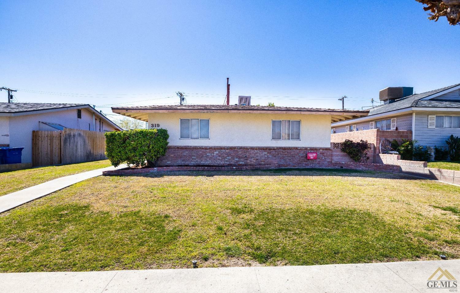 Property Photo:  319 E San Emidio Street  CA 93268 