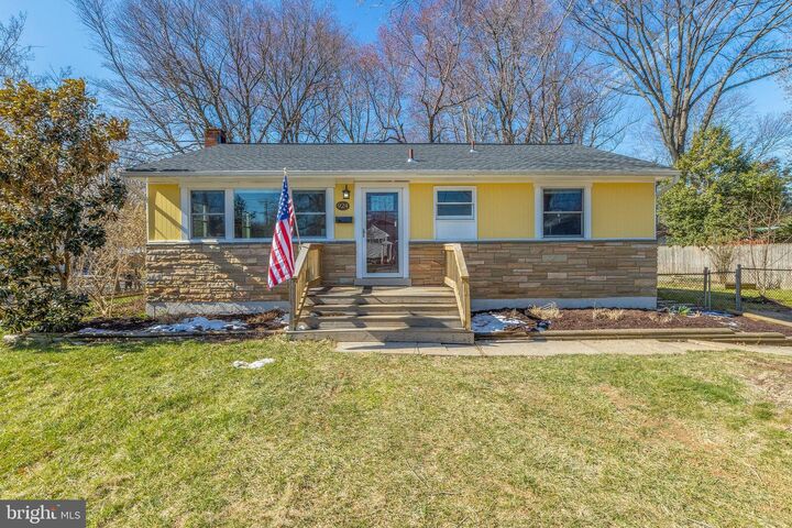 924 Frederick Street SW  Vienna VA 22180 photo