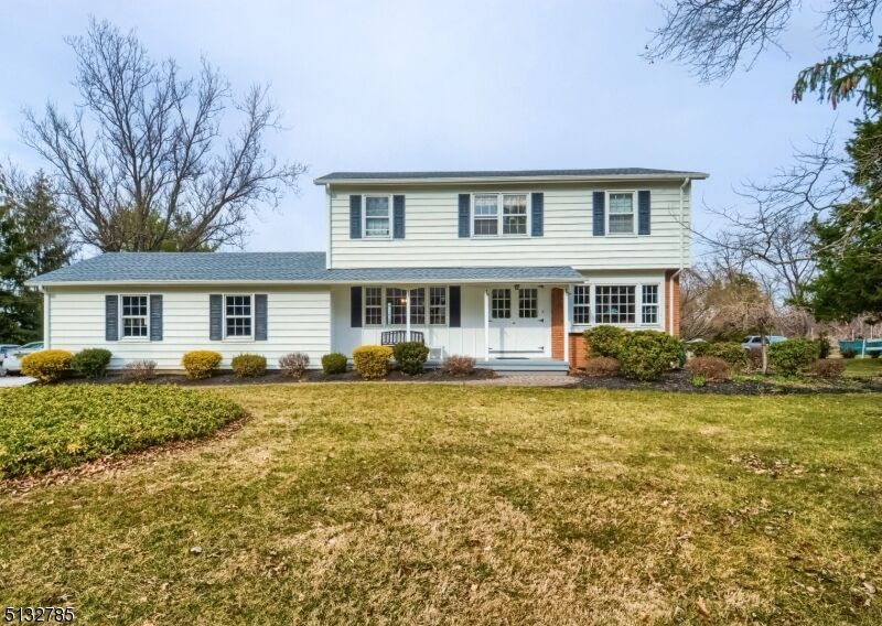 Property Photo: 6 Dreahook Rd NJ 08876