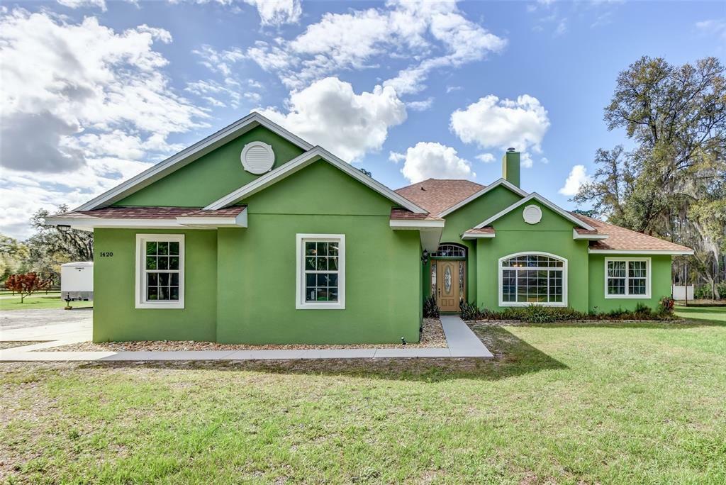 Property Photo:  1420 Spring Garden Ranch Road  FL 32130 