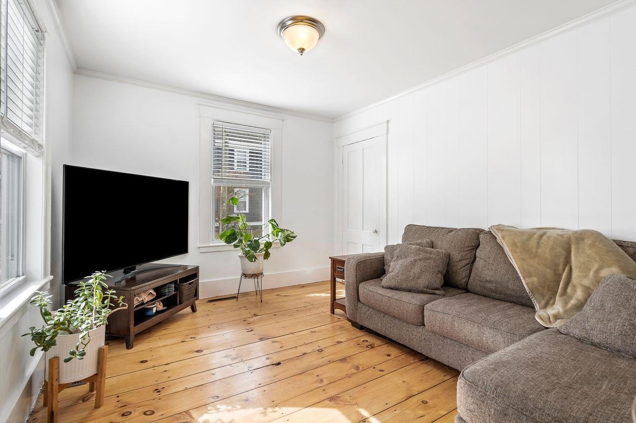 Property Photo: 30 South Pine Street 2 NH 03820