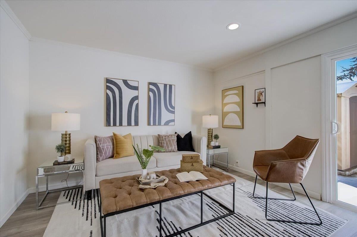 Property Photo: 1285 Sunnydale Ave CA 94134