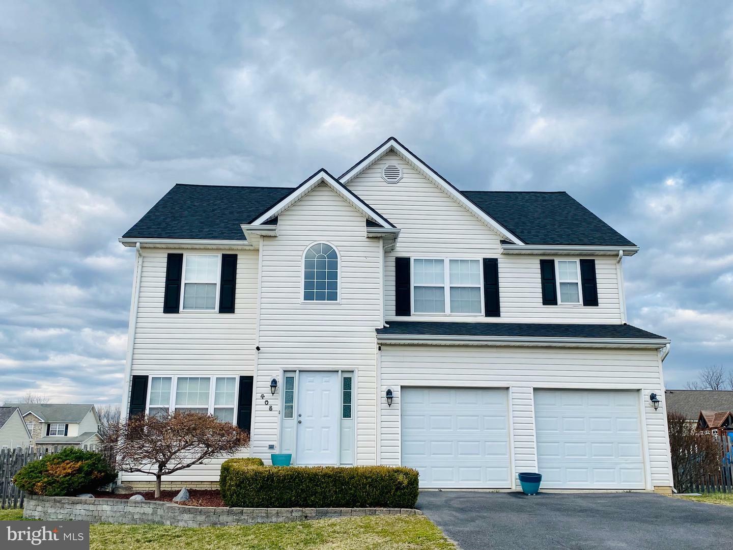 Property Photo: 408 Thayers Gull Drive WV 25405