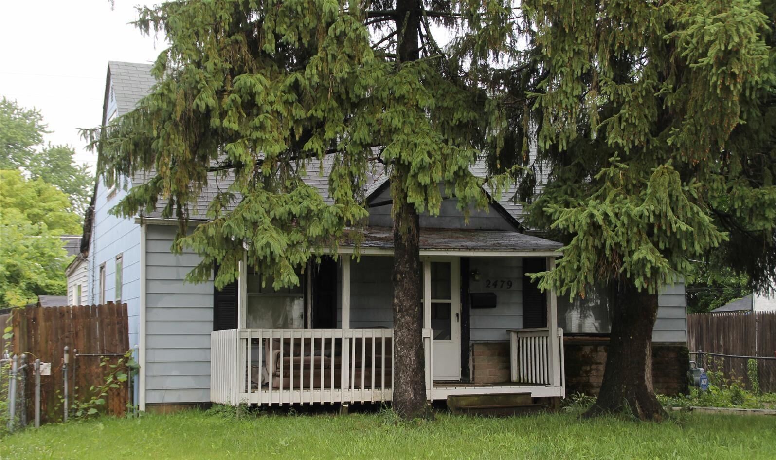 Property Photo:  2479 Renwood Place  OH 43211 