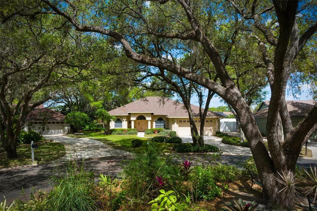 Property Photo:  4409 Chimney Creek Drive  FL 34235 