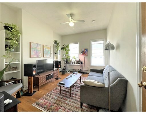 Property Photo:  3 Cedar Square 2  MA 02140 
