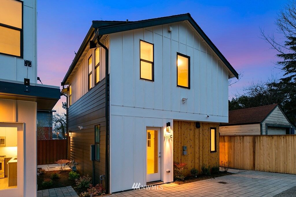 Property Photo: 310 NE 85th Street C WA 98115