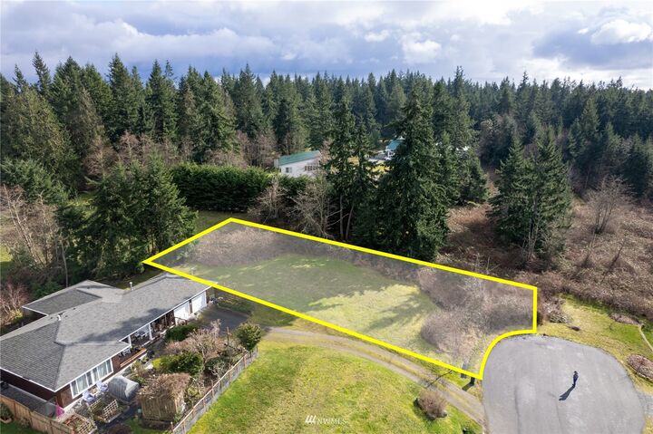 Property Photo: 81 Golden Court WA 98236