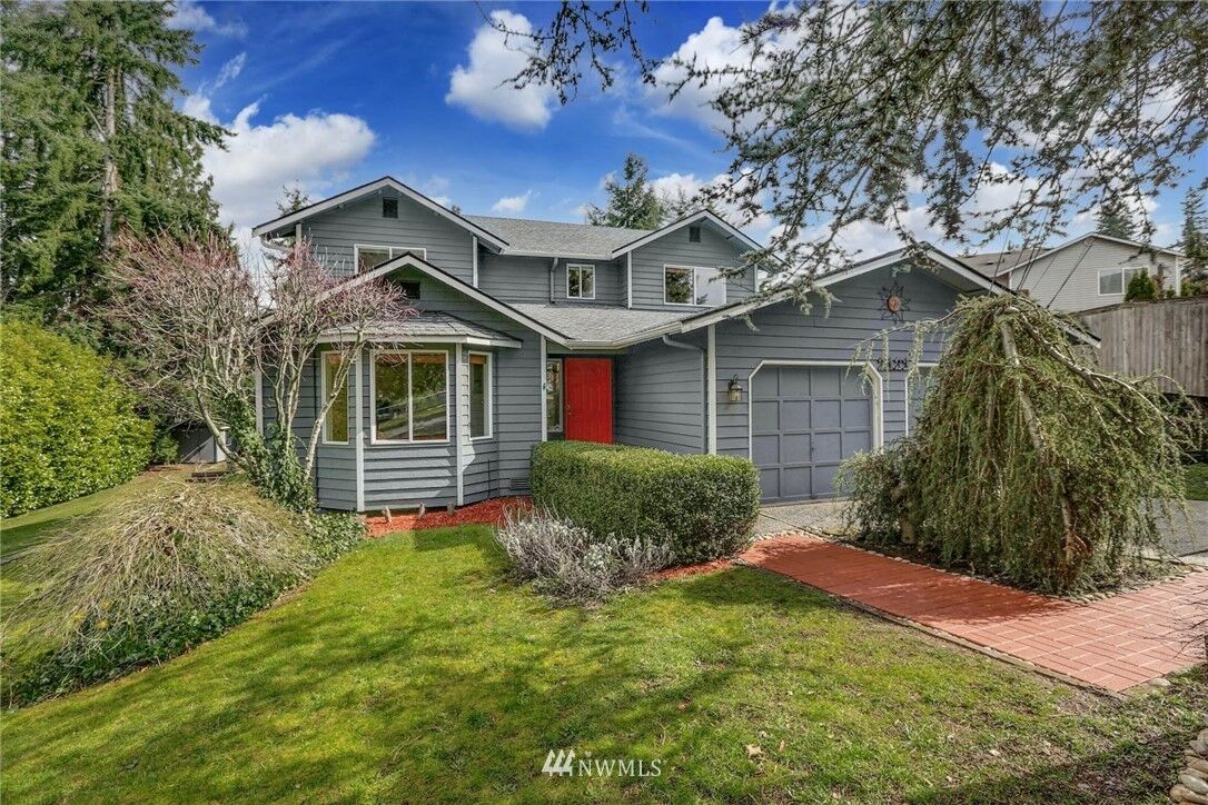 Property Photo:  2121 189th Place SW  WA 98036 