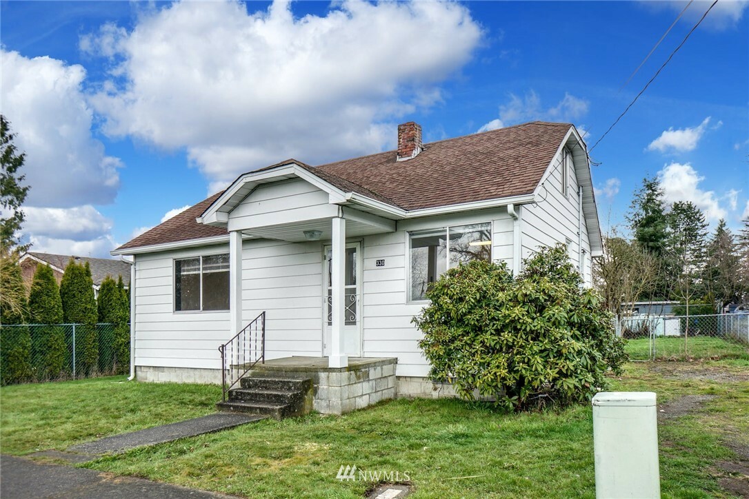 Property Photo: 330 Main Street WA 98321