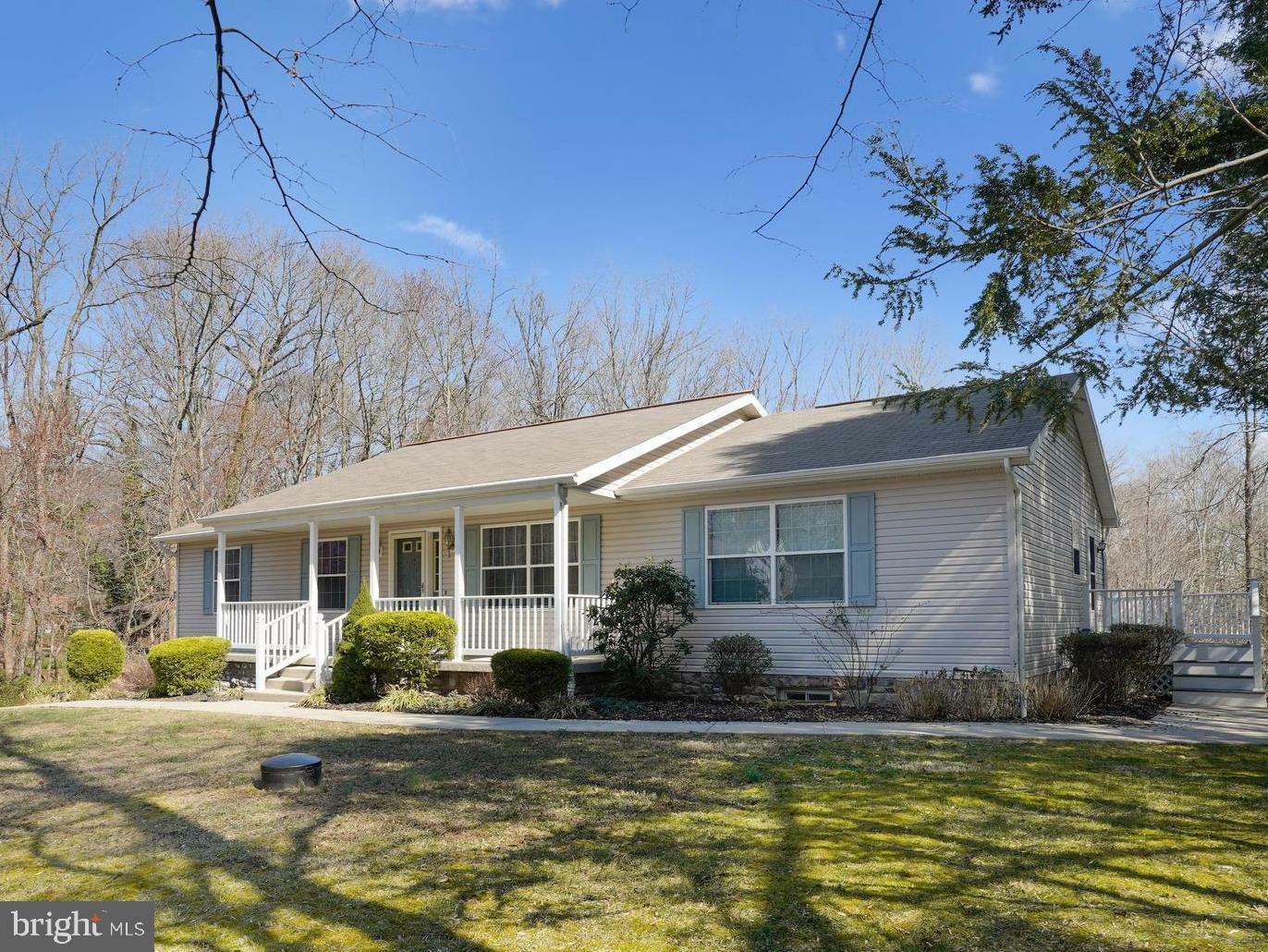 Property Photo: 914 Country Club Road MD 21078