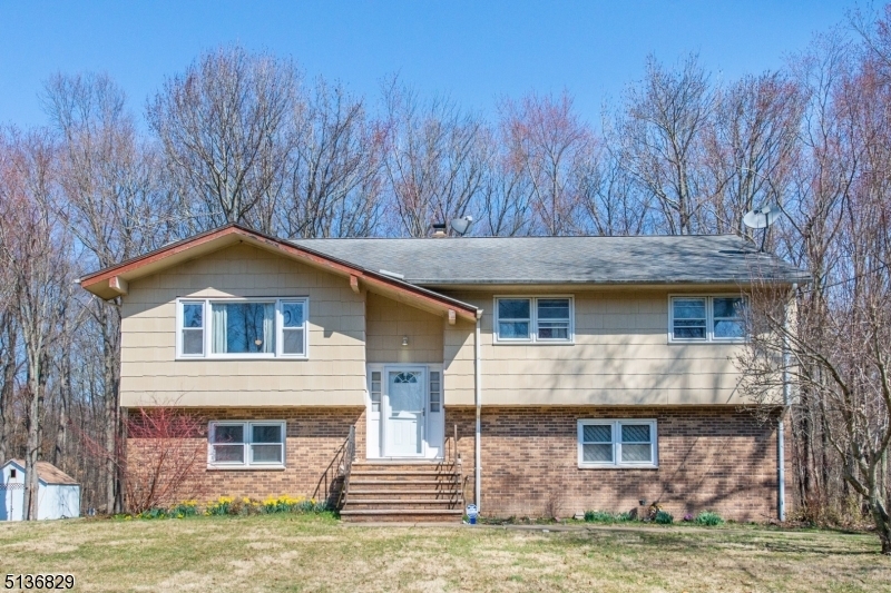 Property Photo: 430 Horseneck Rd NJ 07004