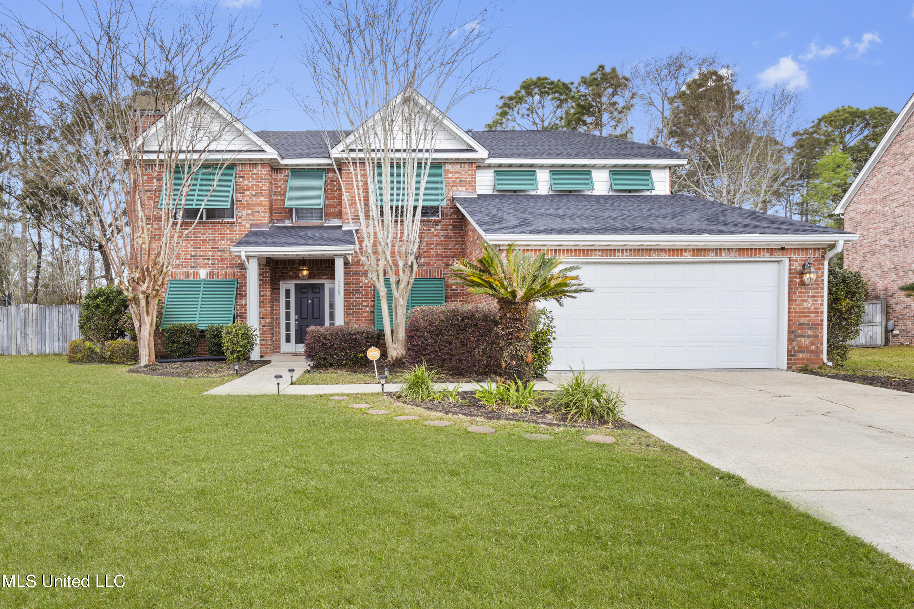 Property Photo: 1225 Monticello Boulevard MS 39564