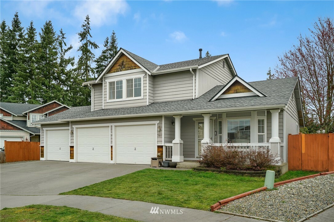 Property Photo:  3911 174th Place NE  WA 98223 