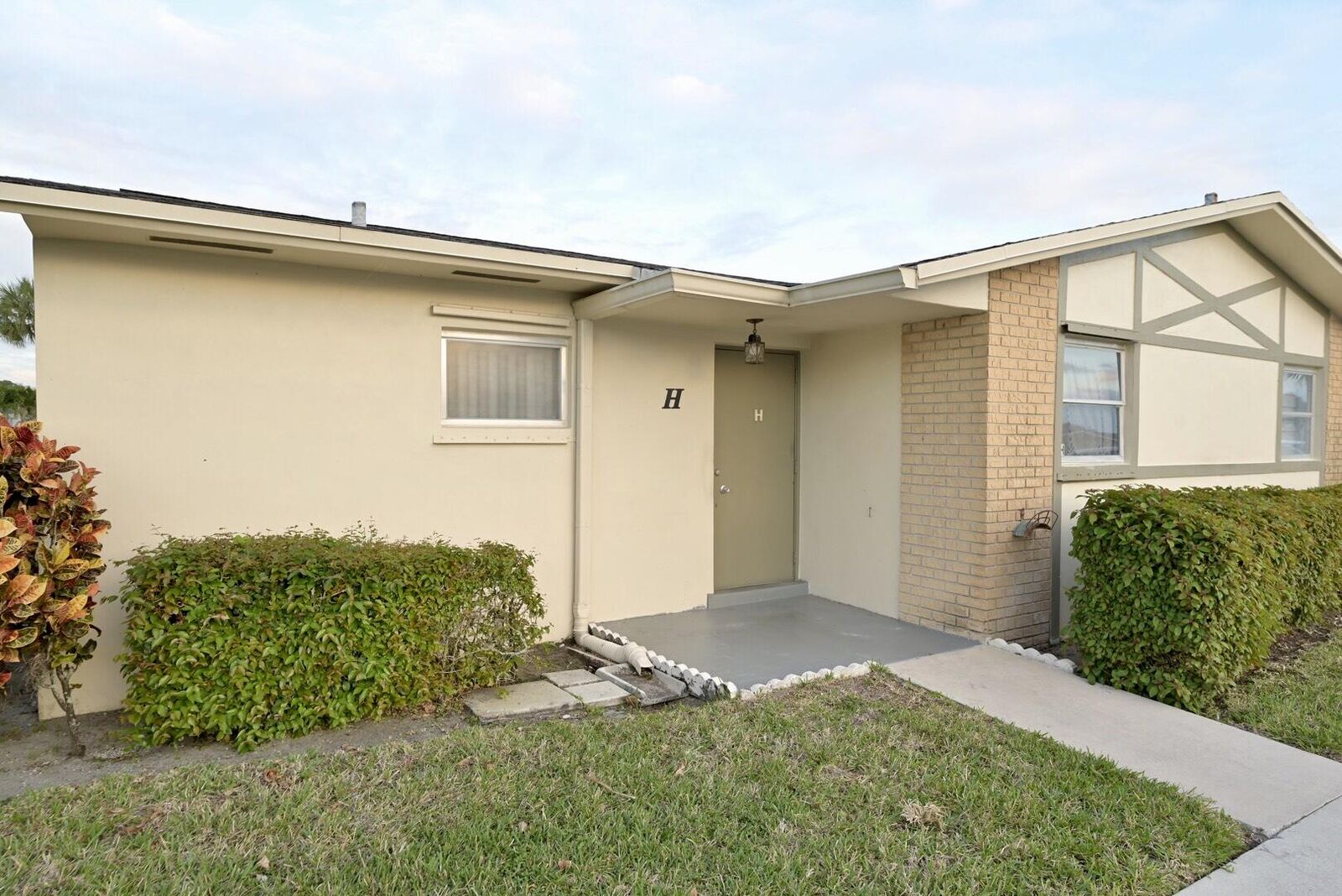 Property Photo:  2551 W Emory Drive W H  FL 33415 