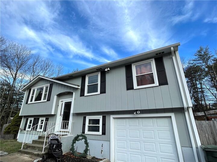 2 Canyon Dr  Coventry RI 02816 photo