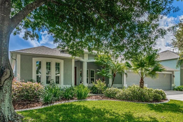 Property Photo: 314 Savannah Oaks Place FL 33584