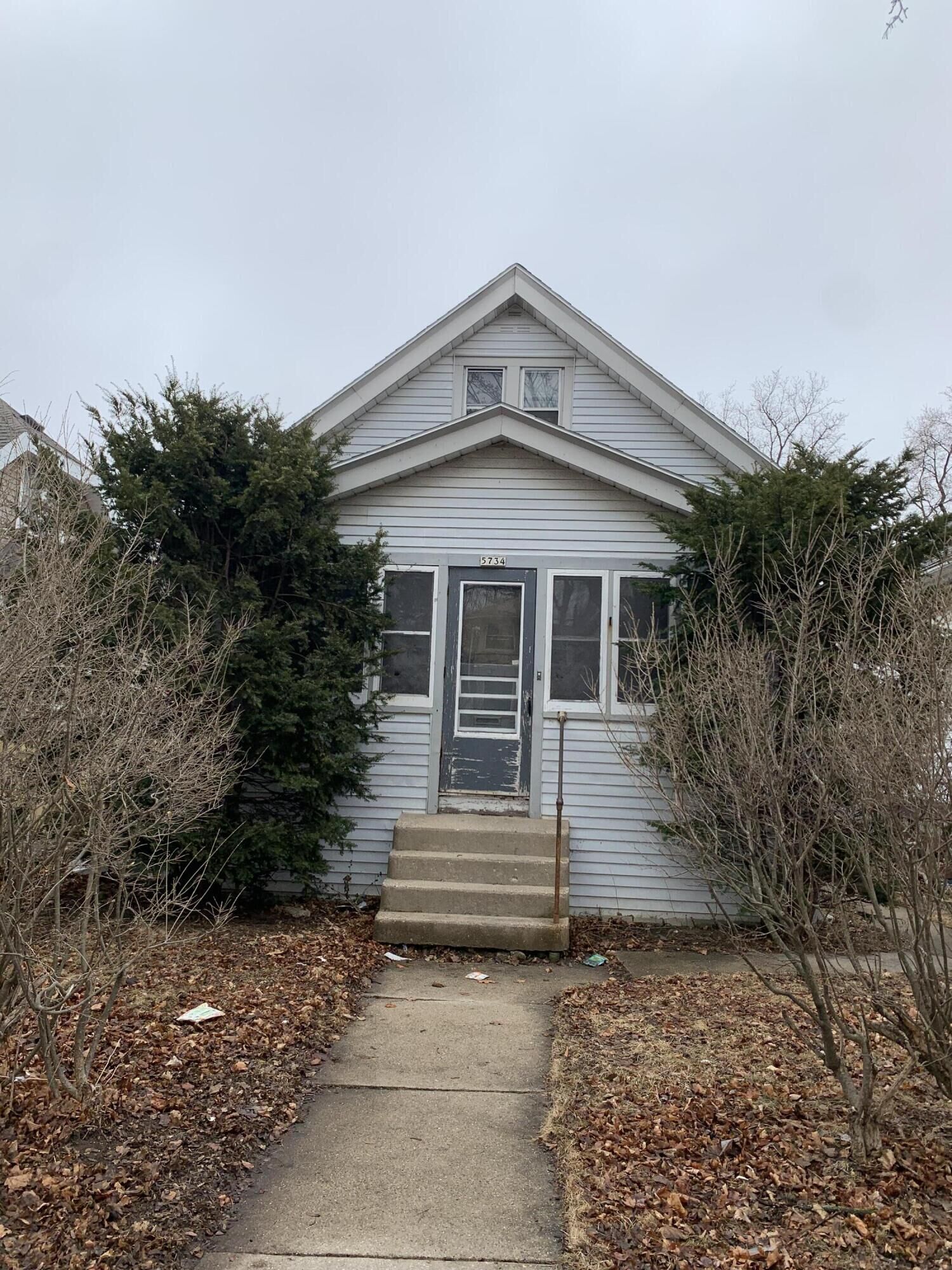 Property Photo: 5734 N 36th St WI 53209