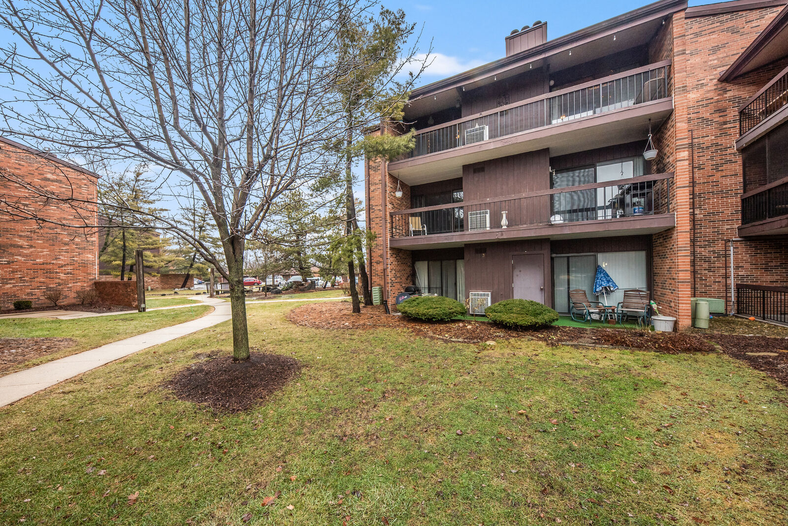 Property Photo: 14522 Linder Court Ph3 IL 60452