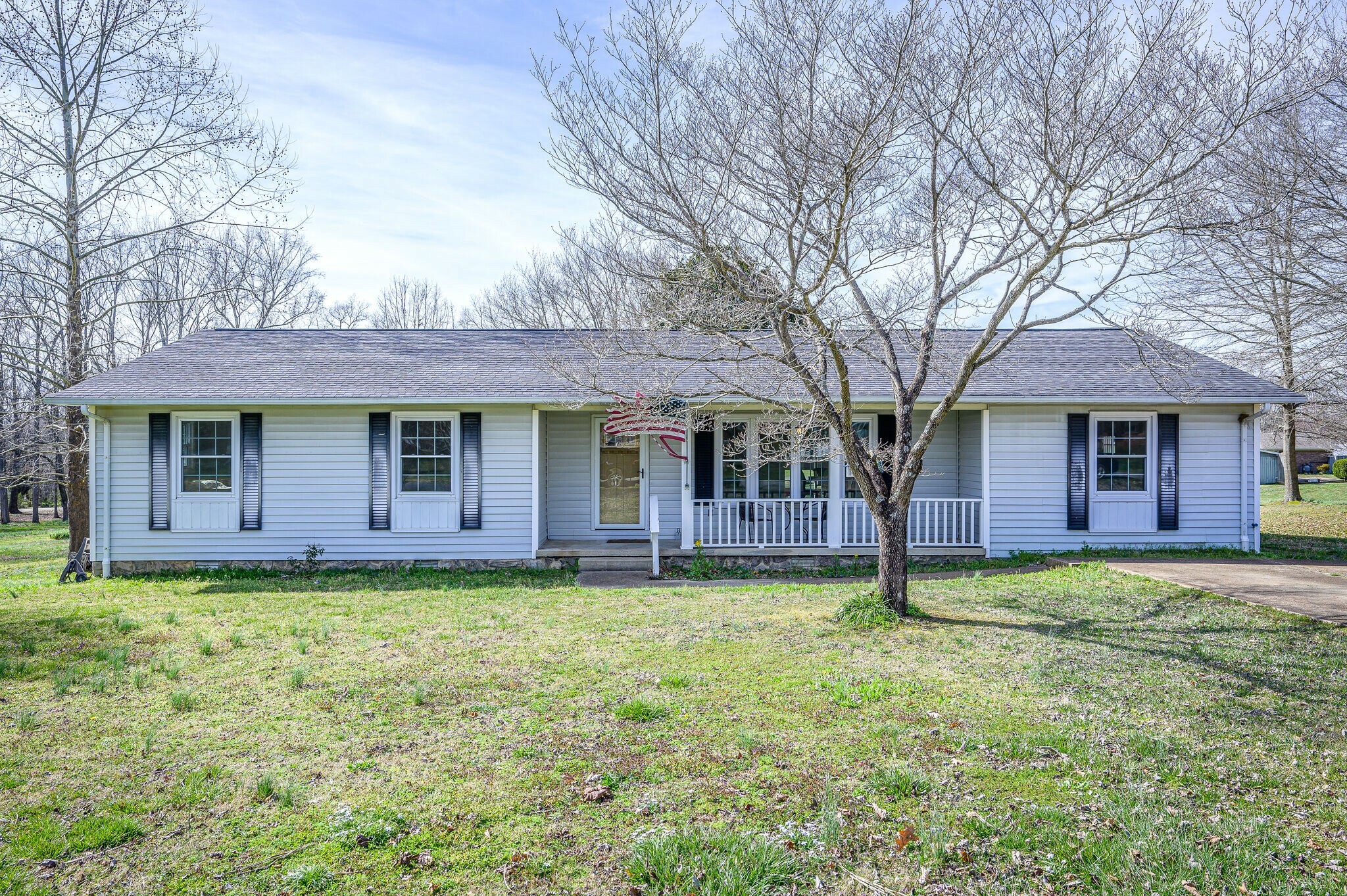 Property Photo:  2165 Stacy Ln  TN 38464 