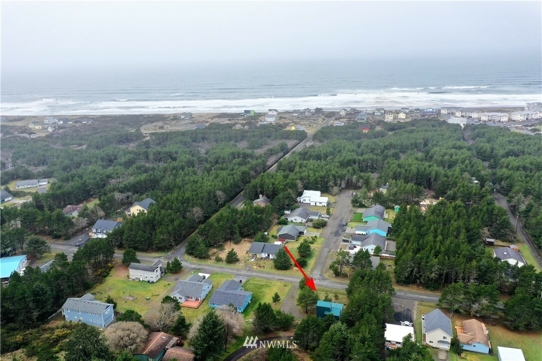 Property Photo:  390 S Surf  WA 98595 