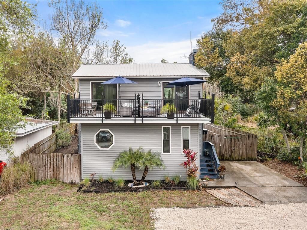 Property Photo:  1278 Lagoon Road  FL 34689 