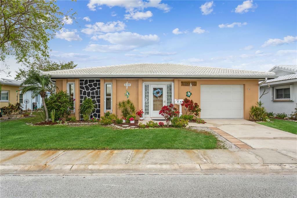 Property Photo: 5389 N Magnolia Trail N 534 FL 33782