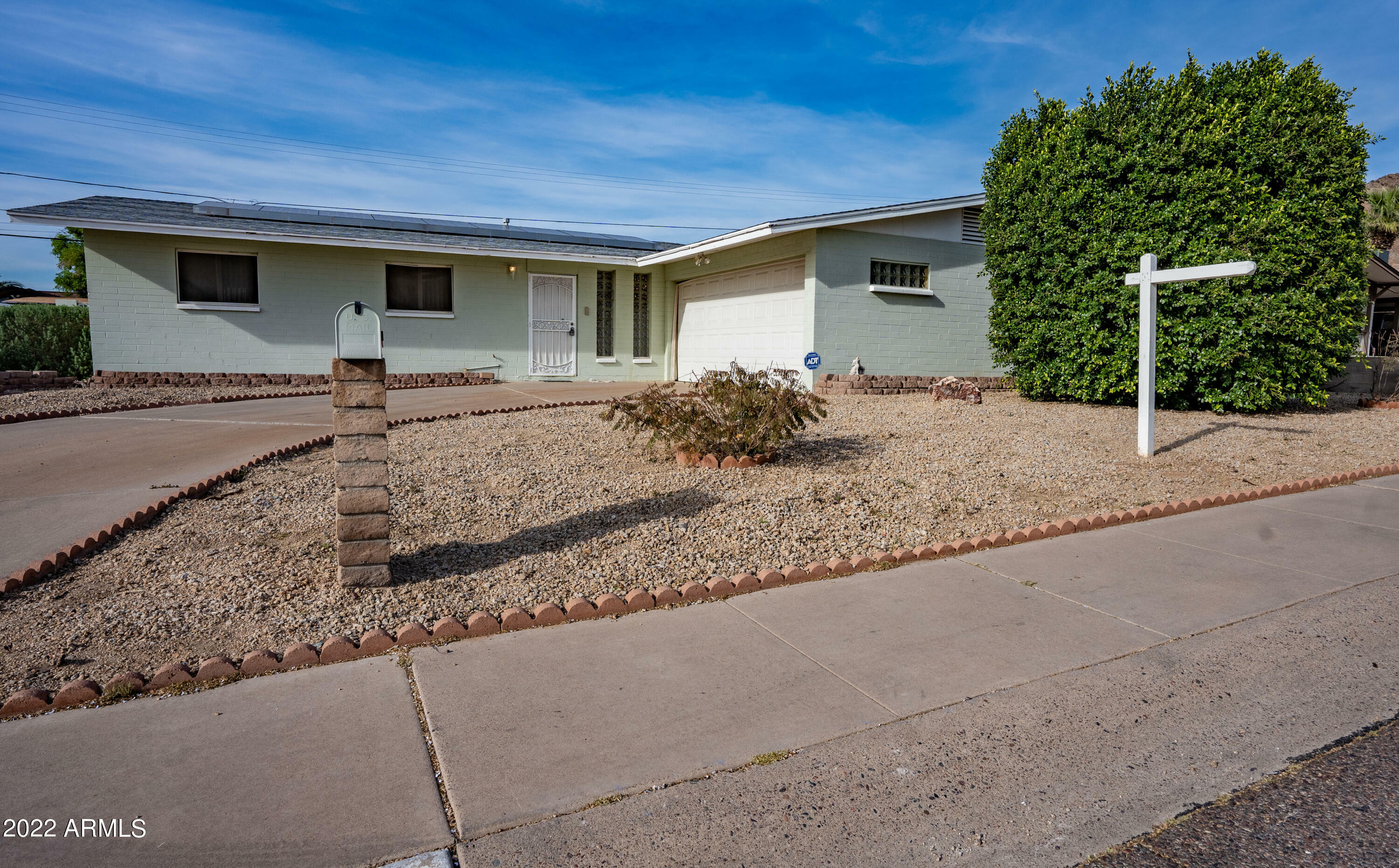 Property Photo:  1308 E Alice Avenue  AZ 85020 