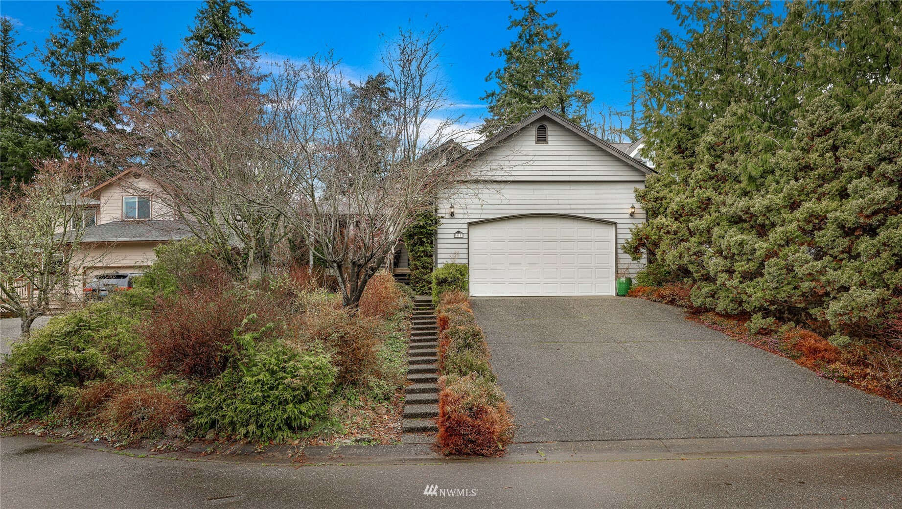 Property Photo:  3815 Gablecrest Court  WA 98226 