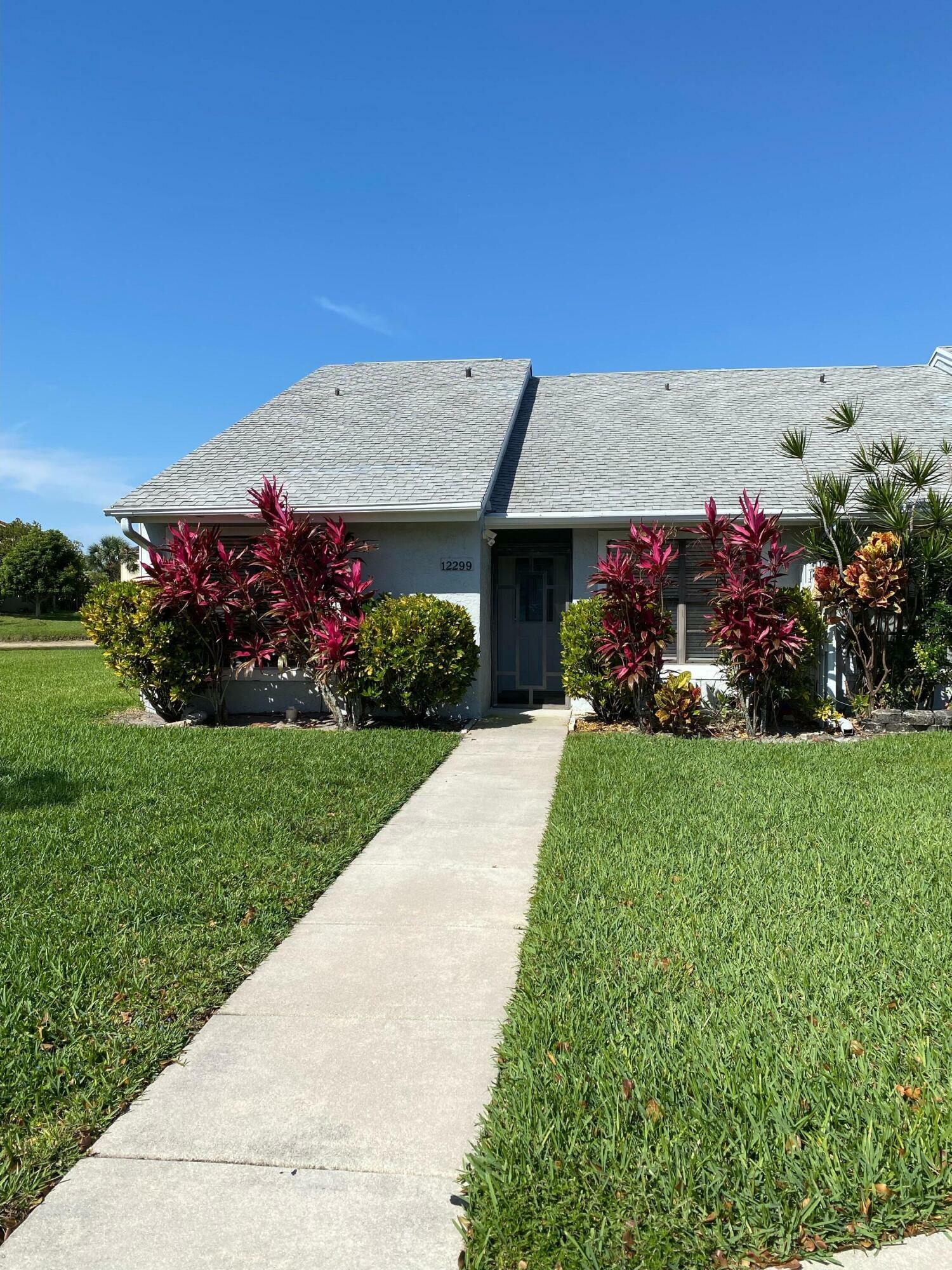 Property Photo:  12299 Forest Greens Drive  FL 33437 