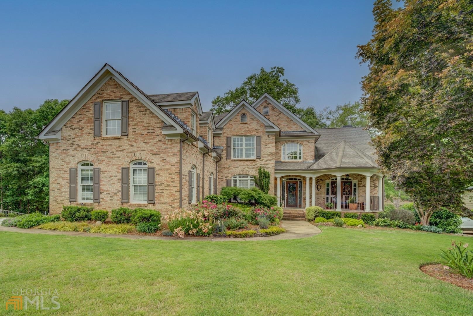 Property Photo:  8120 Crestview Drive  GA 30014 