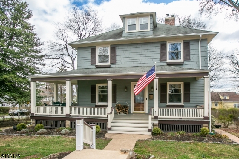 Property Photo:  33 Overlook Ave  NJ 07052 