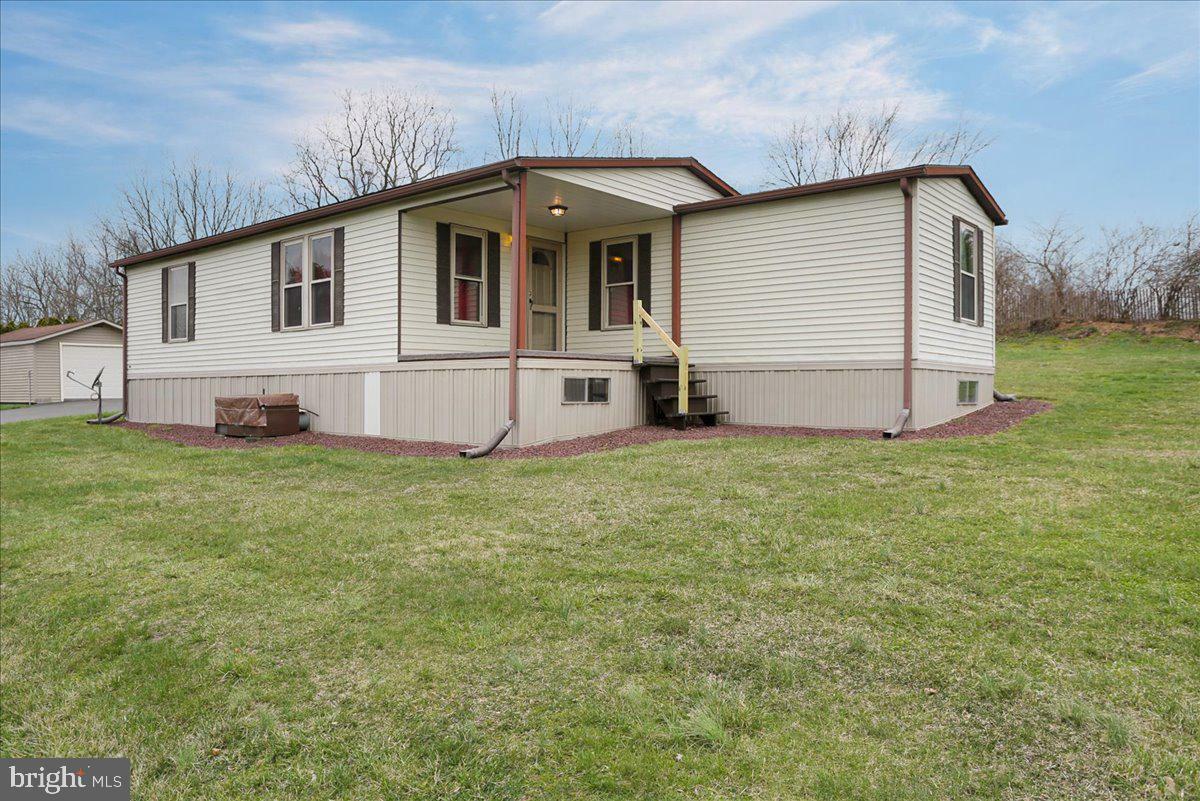 Property Photo:  348 Drake Road  PA 19541 