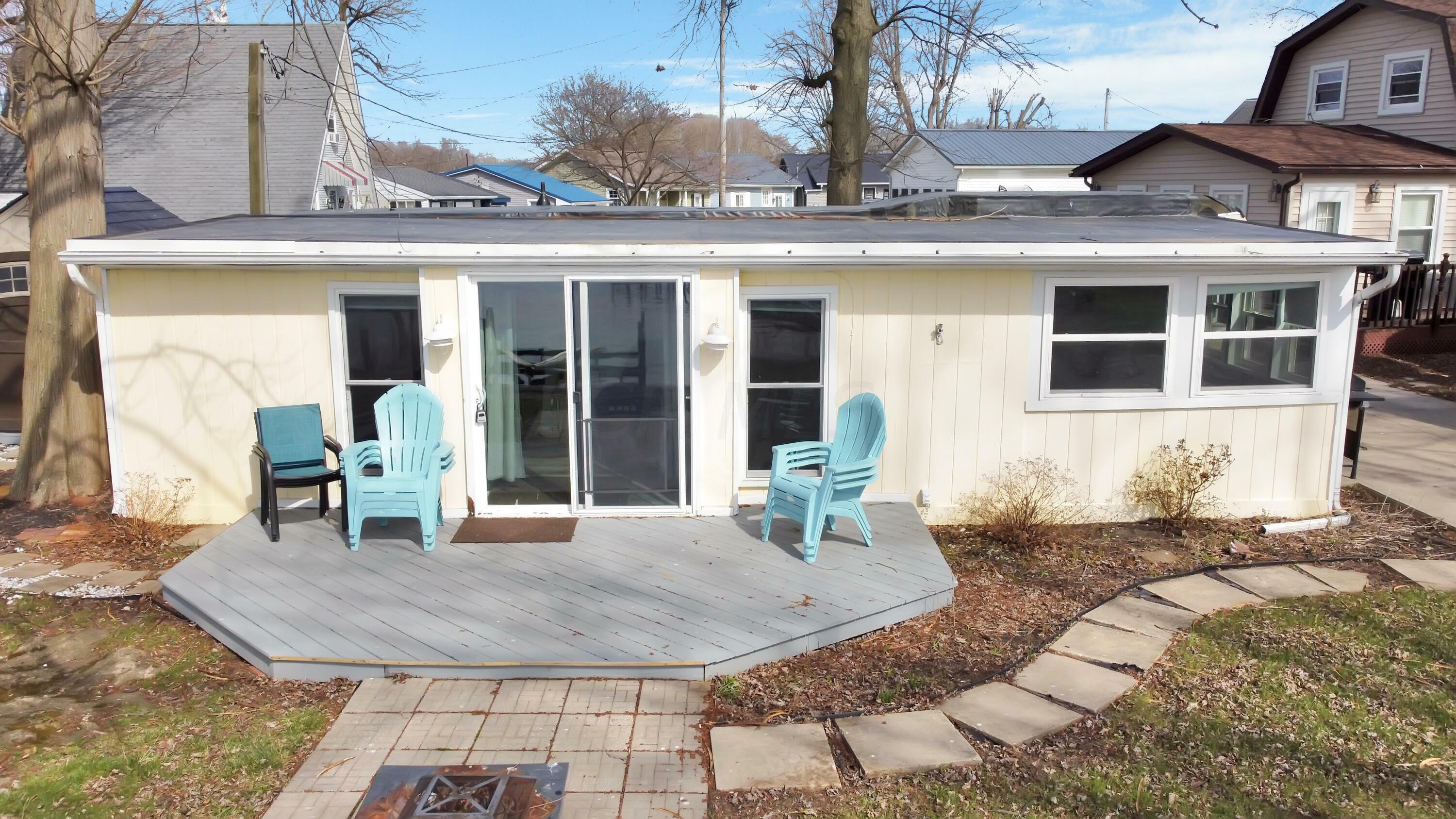 Property Photo: 13939 Custers Point NE Road OH 43076