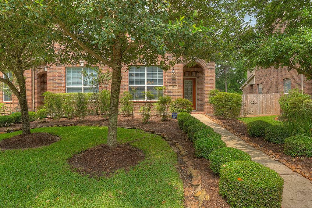 Property Photo:  15 Avenswood Place  TX 77382 