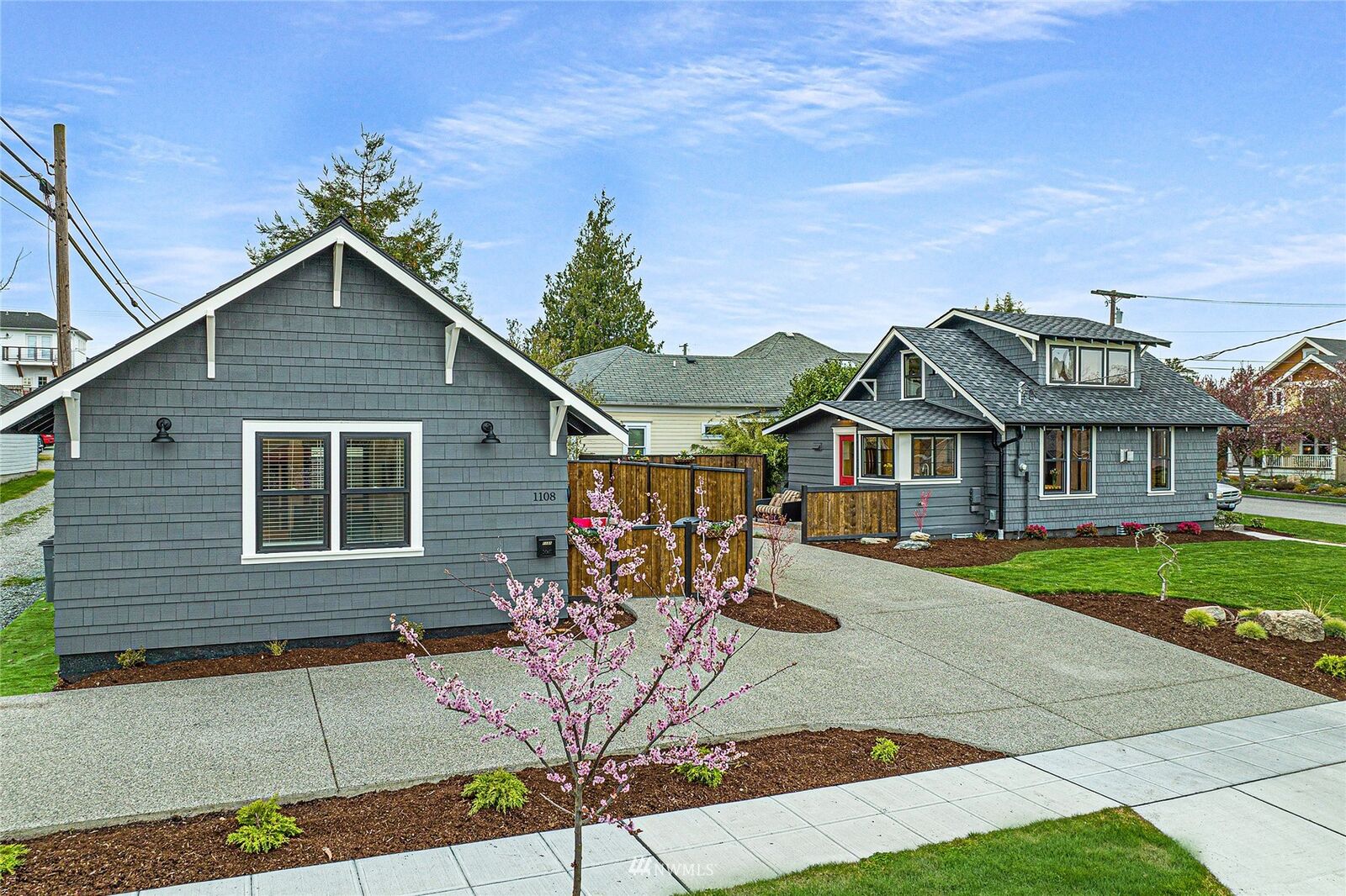 Property Photo:  1403 11th Street  WA 98221 