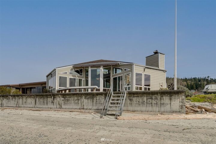 8078 Sandy Hook Drive  Clinton WA 98236 photo