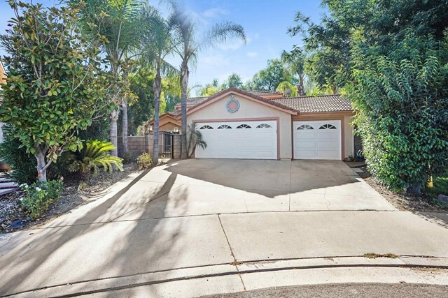 Property Photo:  40246 Tuolomne Court  CA 92591 