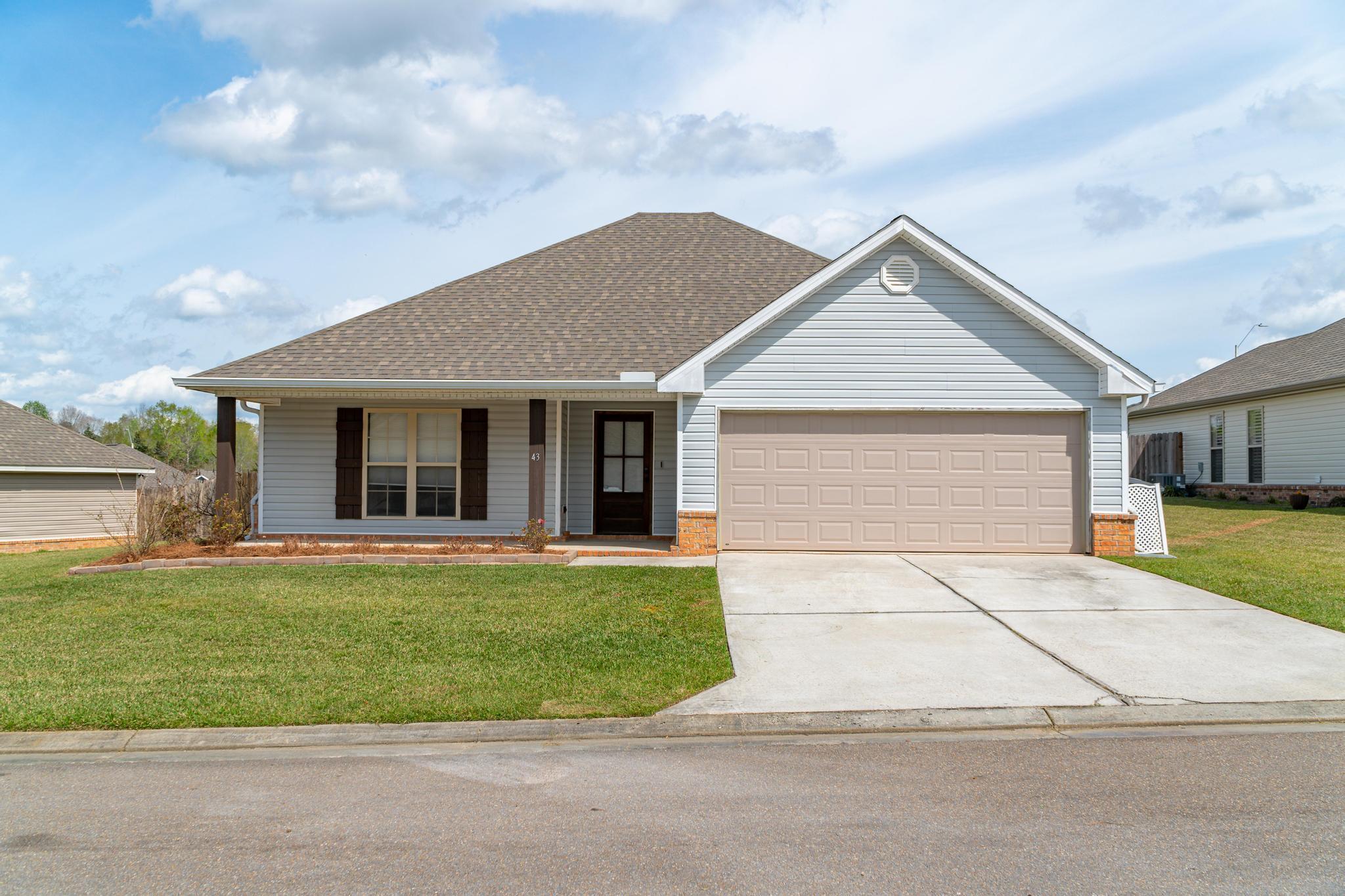 Property Photo: 43 Trillium MS 39402