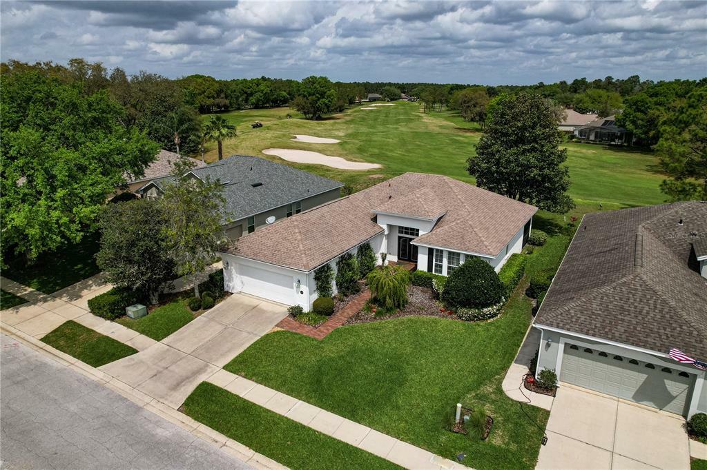 Property Photo:  8009 Pine Hollow Drive  FL 32757 