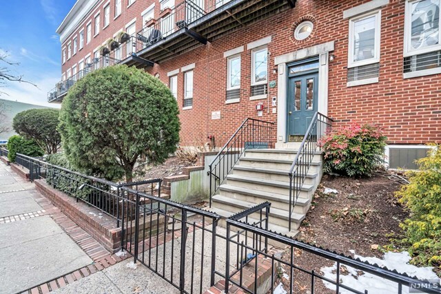 Property Photo:  228 Monroe Street 2rs  NJ 07030 